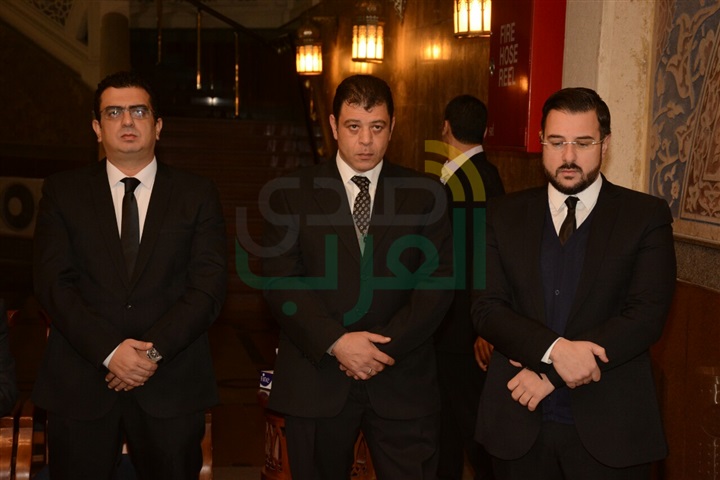 بالصور.. الفنانون فى عزاء محمود أبو زيد بالصور.. الفنانون فى عزاء محمود أبو زيد