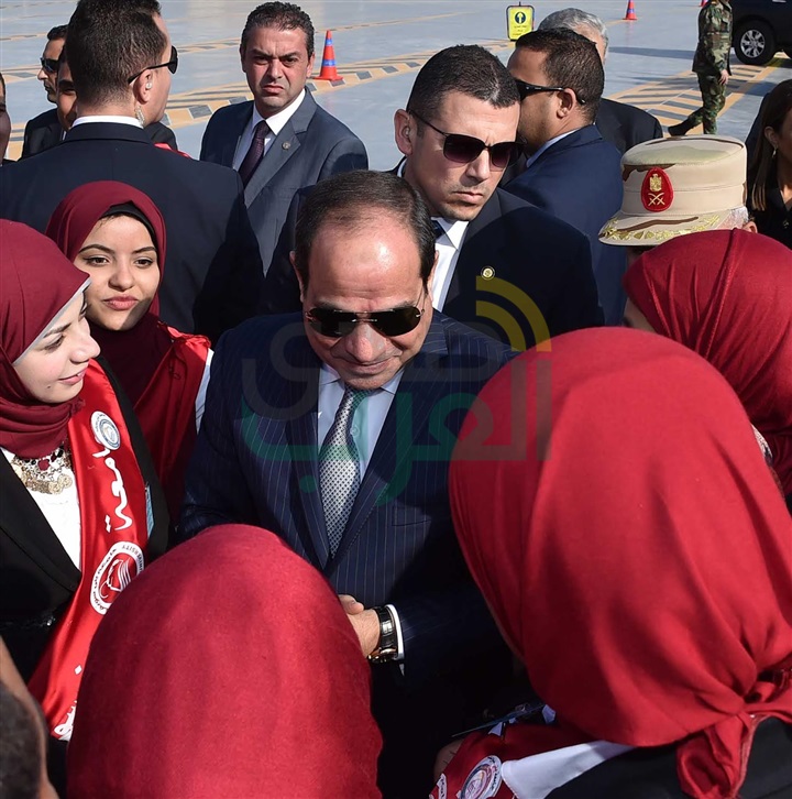السيسى يفتتح مشروعات الإسكان والمياة 