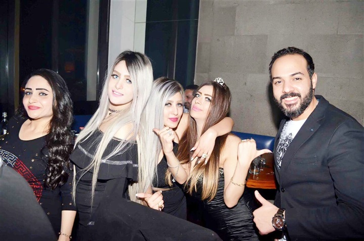 بالصور المدفعجية يشعلان عيد ميلاد هند سليمان بحضور نجوم الفن والمجتمع بالصور المدفعجية يشعلان عيد ميلاد هند سليمان بحضور نجوم الفن والمجتمع