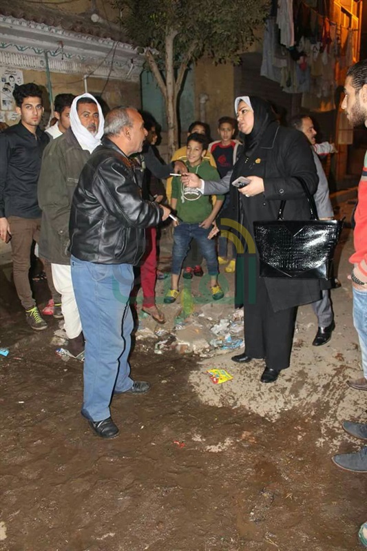 نواب قليوب يتدخلون لحل مشكلة انفجار ماسورة المياه