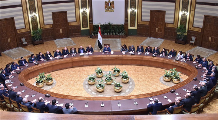 السيسي يلتقي وفداً من علماء مصر في الخارج