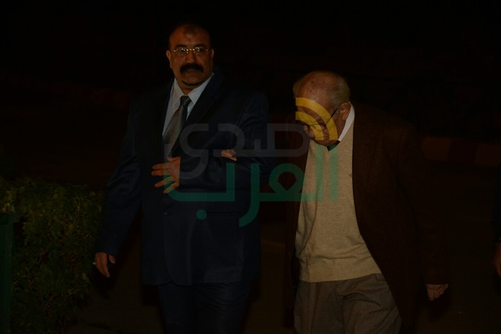 بالصور.. عمرو الليثي و رشوان توفيق و محمد فريد في عزاء احمد راتب