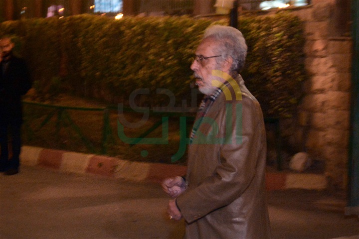 بالصور.. سمير صبرى والحلفاوي في عزاء زبيده ثروت