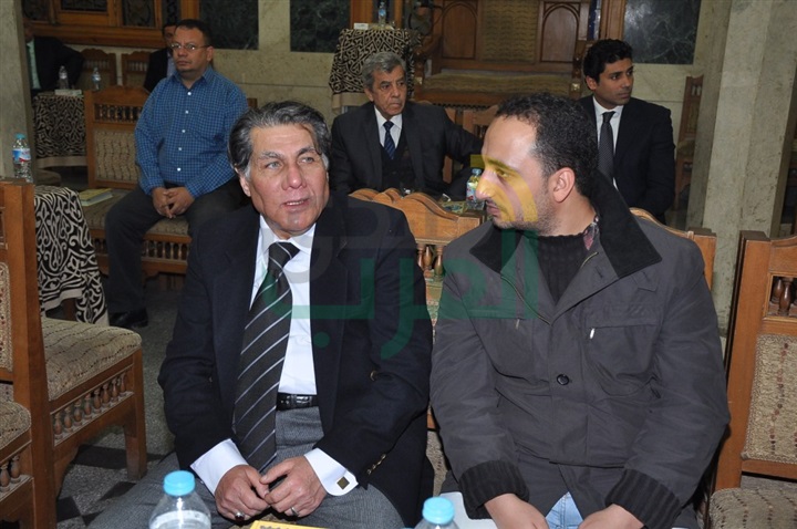 بالصور.. سمير صبرى والحلفاوي في عزاء زبيده ثروت