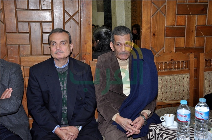 بالصور.. سمير صبرى والحلفاوي في عزاء زبيده ثروت