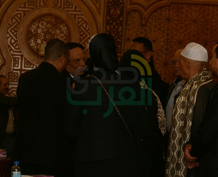 بالصور.. سمير صبرى والحلفاوي في عزاء زبيده ثروت