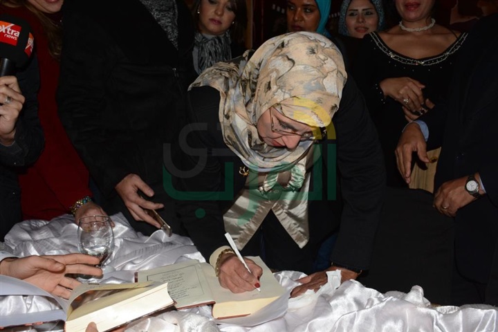 بالصور.. الإبراشي بحفل توقيع كتاب "سعاد.. أسرار الجريمة الخفية" بالصور.. الإبراشي بحفل توقيع كتاب "سعاد.. أسرار الجريمة الخفية"