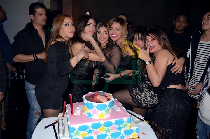 جميلات الفن في عيد ميلاد هند جميلات الفن في عيد ميلاد هند