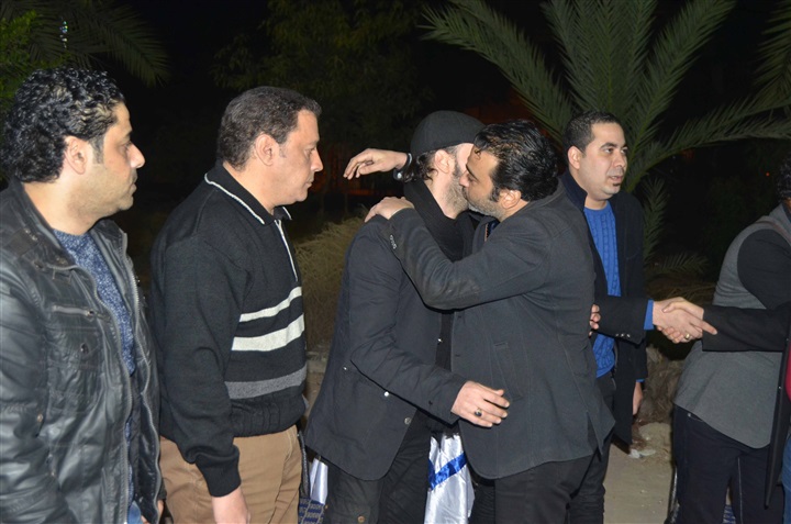 النجوم فى عزاء والدة ماهر عصام النجوم فى عزاء والدة ماهر عصام