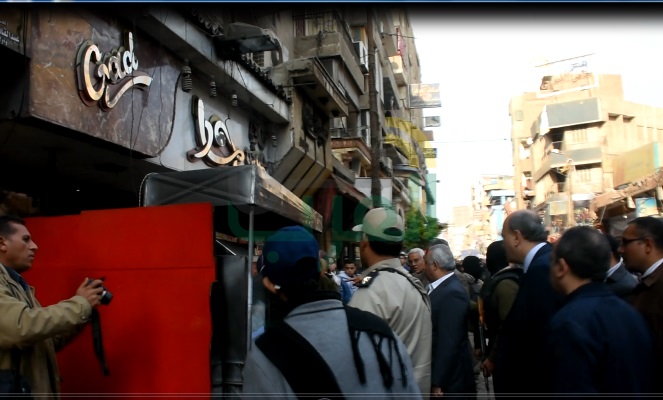  محافظ الشرقية ومدير الأمن يزيلان الإشغالات بالزقازيق