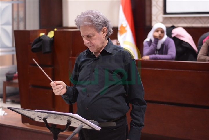 بالصور.. كواليس بروفة وليد توفيق و"كورال أطفال مصر" بالصور.. كواليس بروفة وليد توفيق و"كورال أطفال مصر"