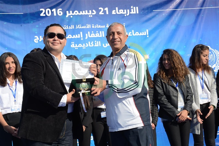 بالصور.. تكريم وليد توفيق وأحمد رزق والعلايلى ومحمد رياض بالأكاديمية البحرية