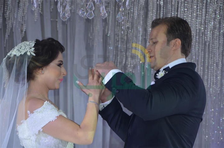 بالصور.. حماقى وبوسى يشعلون زفاف على ومى بحضور الزند بالصور.. حماقى وبوسى يشعلون زفاف على ومى بحضور الزند