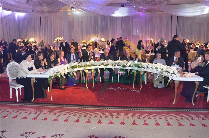 بالصور.. حماقى وبوسى يشعلون زفاف على ومى بحضور الزند بالصور.. حماقى وبوسى يشعلون زفاف على ومى بحضور الزند