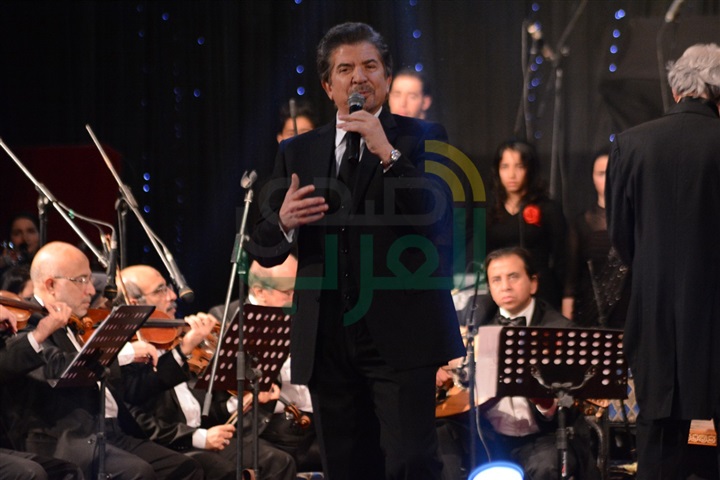 بالصور.. وليد توفيق يختتم حفله الغنائي بـ"عمار يامصر عمار" بالصور.. وليد توفيق يختتم حفله الغنائي بـ"عمار يامصر عمار"