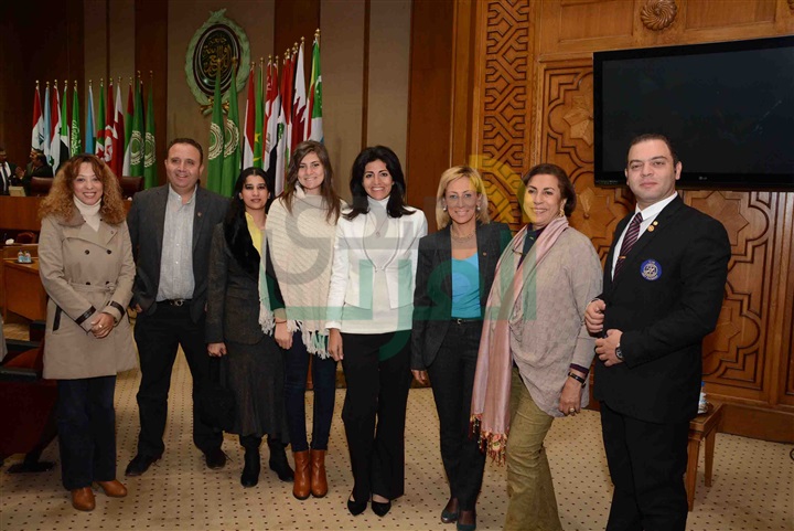 بالصور.. بروتوكول تعاون لخدمة الشباب والبيئة فى الجامعة العربية