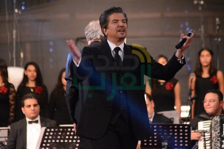 بالصور.. وليد توفيق يختتم حفله الغنائي بـ"عمار يامصر عمار" بالصور.. وليد توفيق يختتم حفله الغنائي بـ"عمار يامصر عمار"