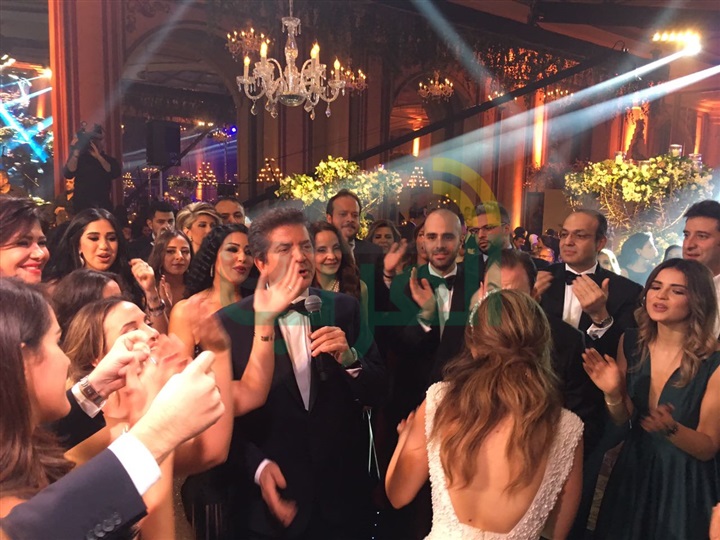 بالصور.. نجوم الوطن العربي في حفل زفاف ابنة صادق الصبّاح بالصور.. نجوم الوطن العربي في حفل زفاف ابنة صادق الصبّاح