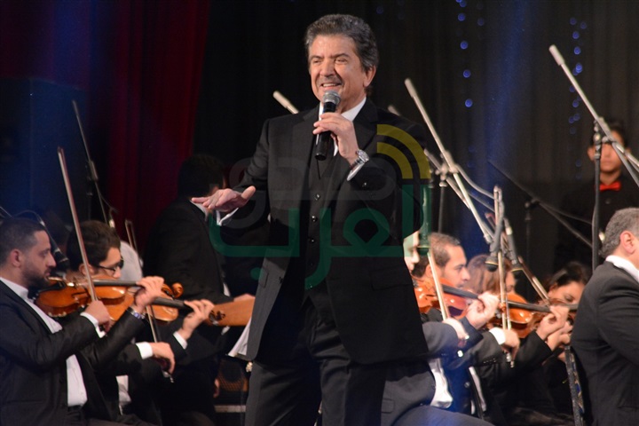 بالصور.. وليد توفيق يختتم حفله الغنائي بـ"عمار يامصر عمار" بالصور.. وليد توفيق يختتم حفله الغنائي بـ"عمار يامصر عمار"