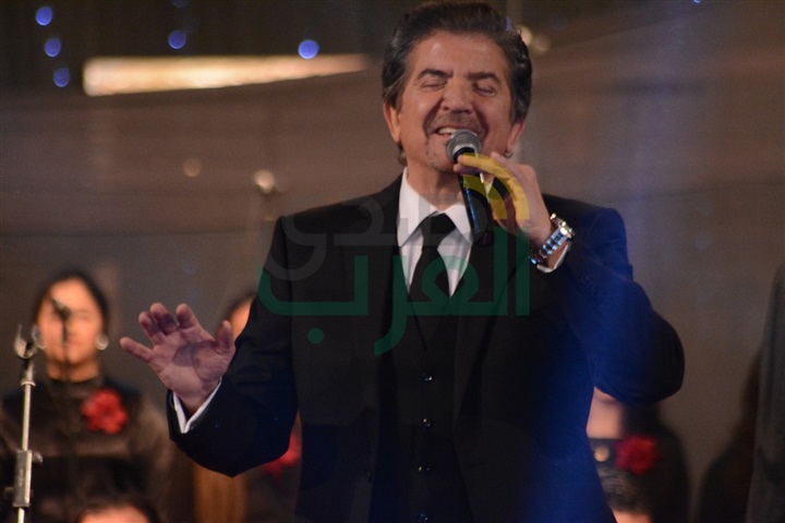 بالصور.. وليد توفيق يختتم حفله الغنائي بـ"عمار يامصر عمار" بالصور.. وليد توفيق يختتم حفله الغنائي بـ"عمار يامصر عمار"