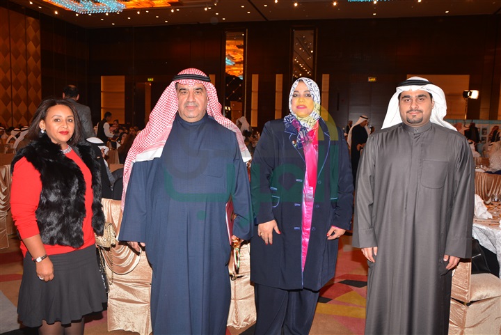 بالصور.. "بهبهانى" يفوز بجائزة الابن البار بدولة الكويت