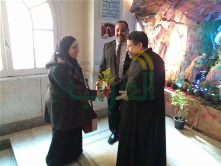 بالصور.. وفد تعليمي بأوسيم يزور الكنيسة الأرثوذكسية للمرة الأولى