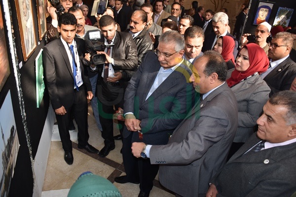بالصور.. محافظ البحيرة ووزير التنمية المحلية يطلقان اشارة البدء لمؤتمر البحيرة الأول للشباب