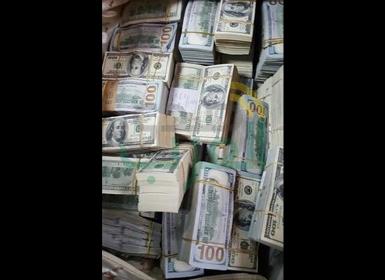 تعرف على الموظف الكبير "المرتشى"