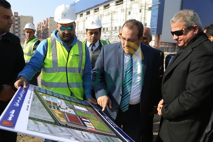 بالصور.. وزير الرياضة يتفقد مشروع المركز الأوليمبي ببورسعيد
