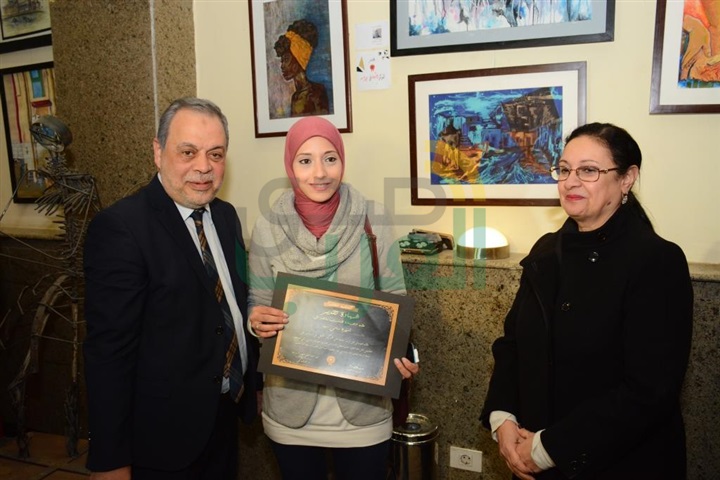  بالصور.. المسرح العربى يكرم روح الطفلة الفنانة ماجى مؤمن