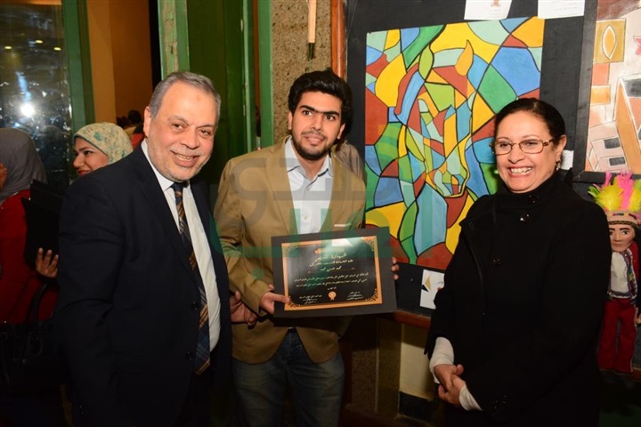  بالصور.. المسرح العربى يكرم روح الطفلة الفنانة ماجى مؤمن