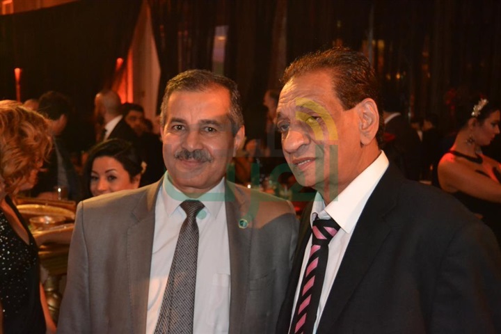 بالصور.. نجوم الفن يحتفلون بزفاف الفنانة التونسية ساندي بالصور.. نجوم الفن يحتفلون بزفاف الفنانة التونسية ساندي