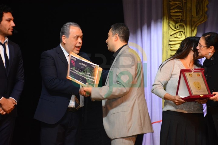 بالصور.. المسرح العربى يكرم روح الطفلة الفنانة ماجى مؤمن