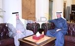 بالصور.. الغانم يستقبل عددًا من سفراء الكويت في الخارج