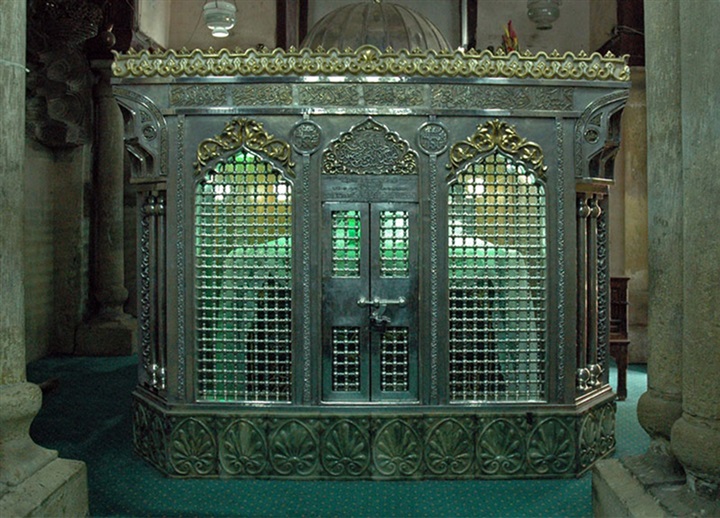 مشهد السيدة رقية بنت علي الرضا بن موسى الكاظم بن جعفر الصادق بن محمد الباقر بن علي زين العابدين بن سيدنا الحسين رضي الله عنهم بمصر - القاهرة .. مشهد السيدة رقية بنت علي الرضا بن موسى الكاظم بن جعفر الصادق بن محمد الباقر بن علي زين العابدين بن سيدنا الحسين رضي الله عنهم بمصر - القاهرة ..