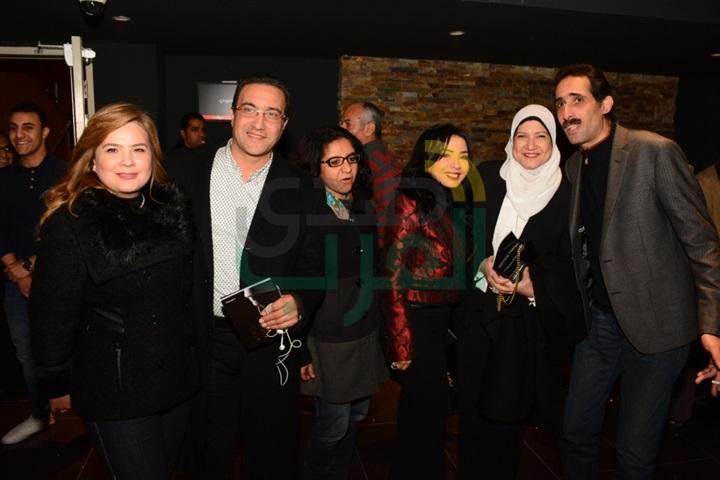نجوم الفن والإعلام والسياسة فى العرض الخاص لفيلم "مولانا" نجوم الفن والإعلام والسياسة فى العرض الخاص لفيلم "مولانا"