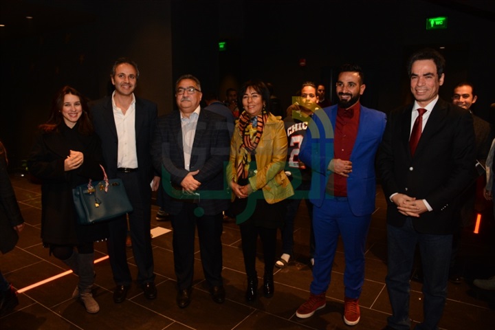 نجوم الفن والإعلام والسياسة فى العرض الخاص لفيلم "مولانا" نجوم الفن والإعلام والسياسة فى العرض الخاص لفيلم "مولانا"