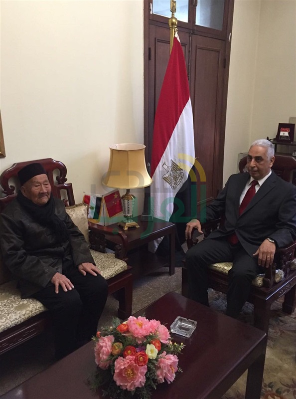 بالصور.. معمر صيني يزور مصر لتنشيط السياحة بالصور.. معمر صيني يزور مصر لتنشيط السياحة
