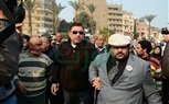 وصول معتز الدمرادش وزوجته للصلاة على 
