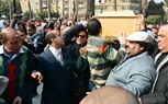  وصول معتز الدمرادش وزوجته للصلاة على 