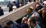  وصول معتز الدمرادش وزوجته للصلاة على 