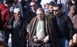  وصول معتز الدمرادش وزوجته للصلاة على 