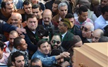  وصول معتز الدمرادش وزوجته للصلاة على 