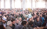 وصول معتز الدمرادش وزوجته للصلاة على 
