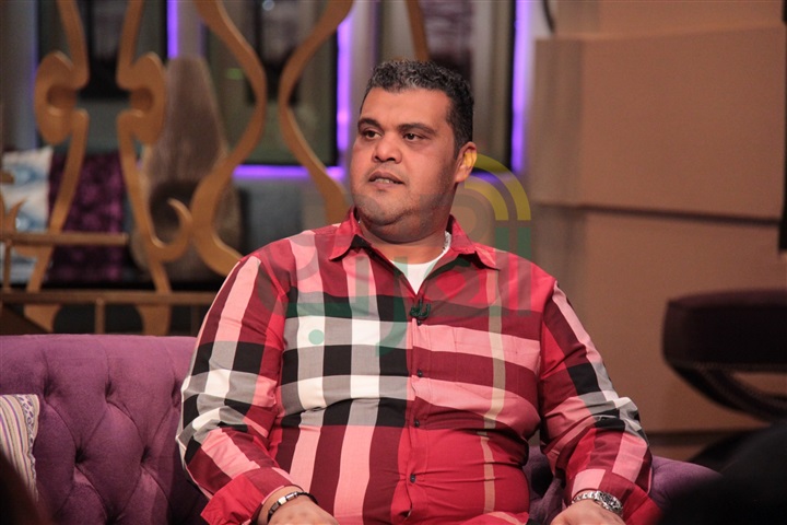 بالصور .. أطول شخص في مصر ضيف منى الشاذلى..غدا  