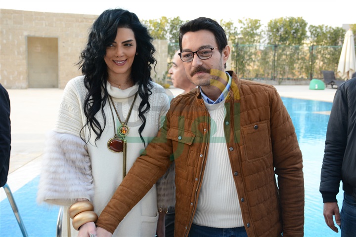 بالصور .. حورية فرغلي وأحمد زاهر يحتفلان ببدء تصوير "الحالة ج" بالصور .. حورية فرغلي وأحمد زاهر يحتفلان ببدء تصوير "الحالة ج"