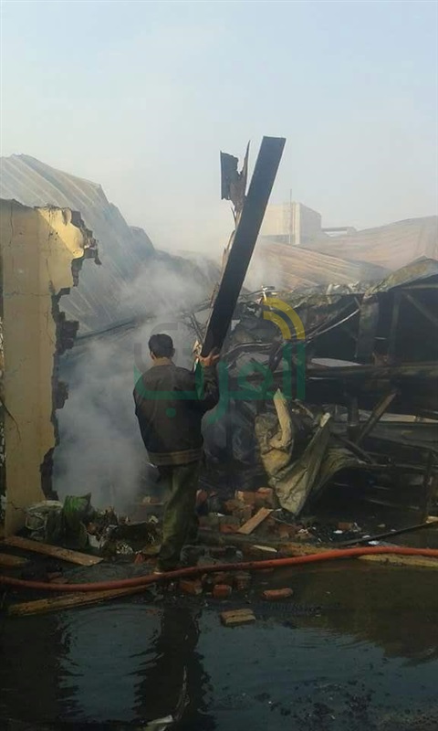 بالصور .. حريق ضحم يلتهم شركة للأدوات الصحية بقليوب 