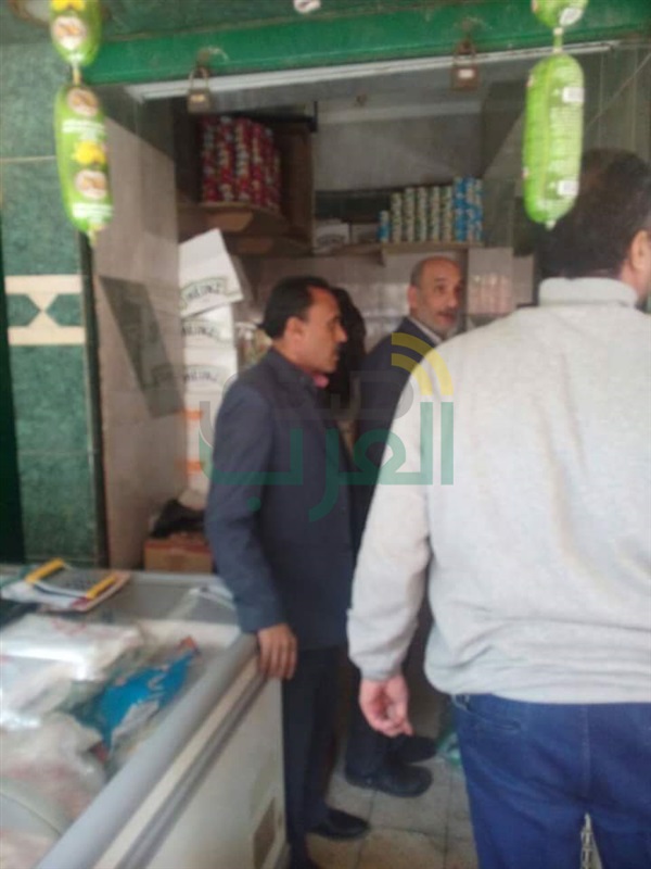 بالصور.. حملة تفتيشية على محلات الجزارة والدواجن بشبرا الخيمة