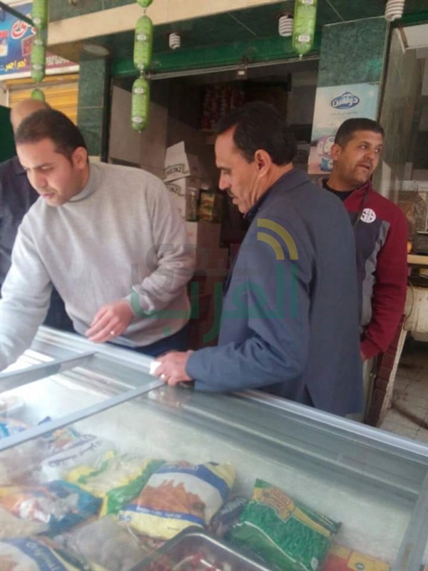 بالصور.. حملة تفتيشية على محلات الجزارة والدواجن بشبرا الخيمة