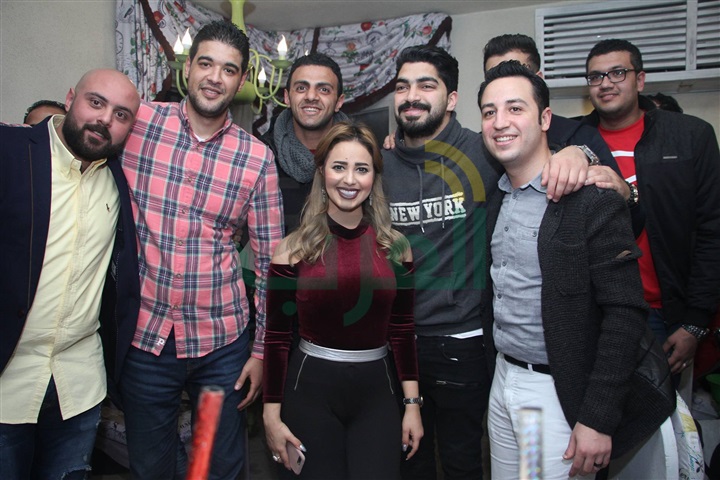 بالصور.. نجوم ستار أكاديمي يحتفلون بعيد ميلاد مينا عطا بالصور.. نجوم ستار أكاديمي يحتفلون بعيد ميلاد مينا عطا